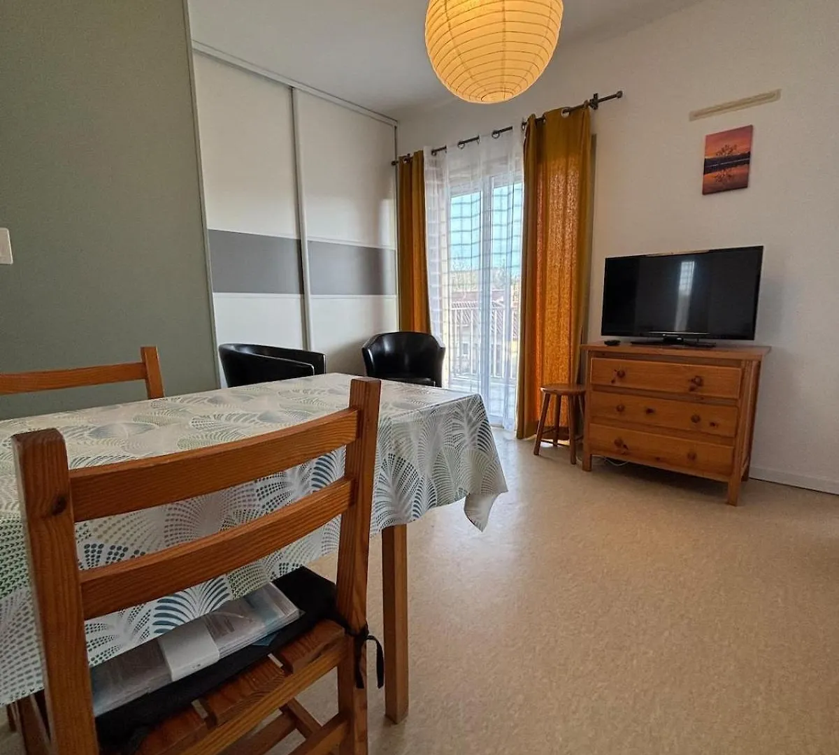 Les Mimosas - App 12 - Appartement Cosy Clim Balcon Cazaubon
